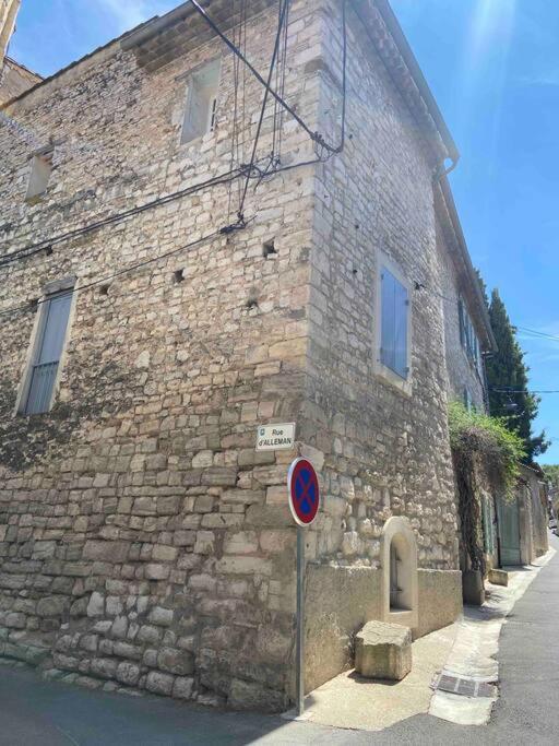 Maison De Village Pernes-les-Fontaines Esterno foto